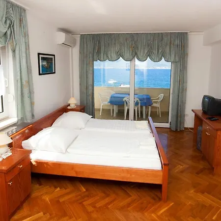 1139c Apartment